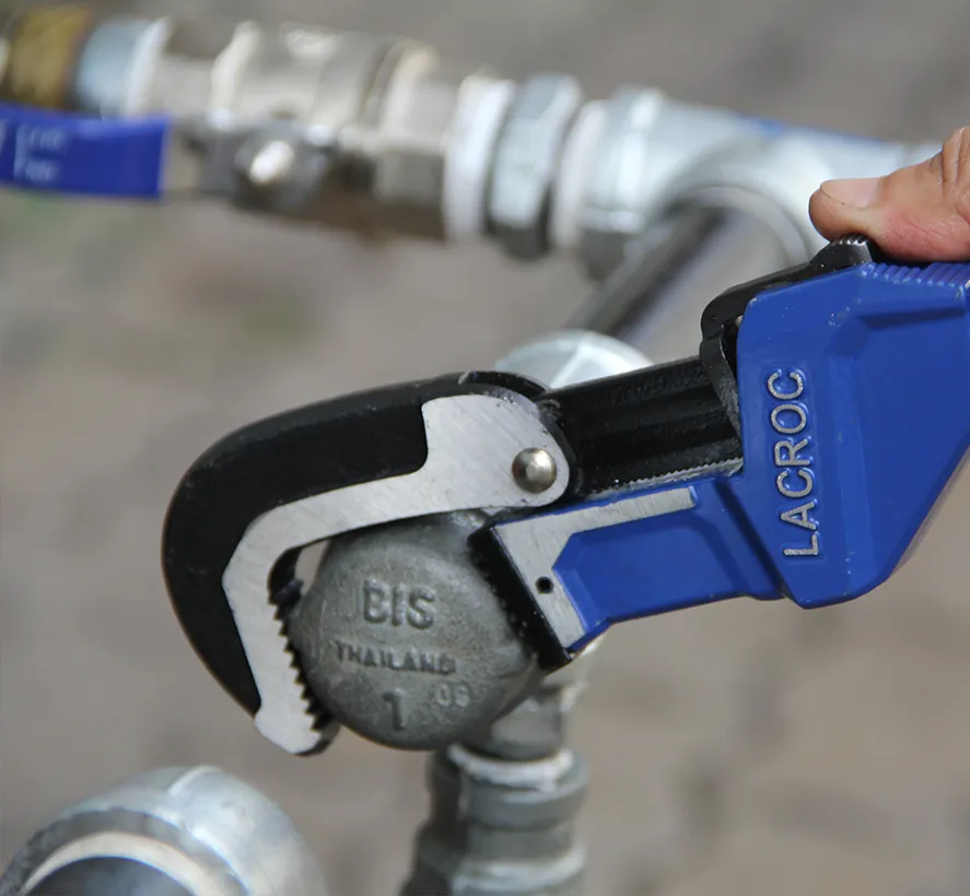 ประแจจับแป๊ปขาเดี่ยวจับอัตโนมัติ LACROC