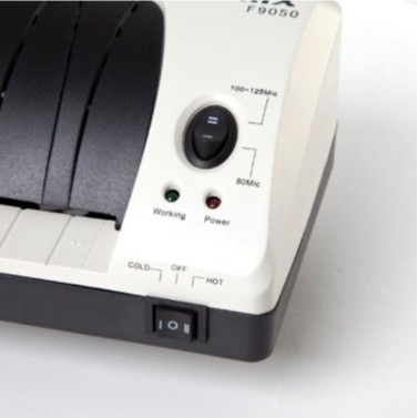 เครื่องเคลือบบัตร Comix (A4) โคมิค F-9050