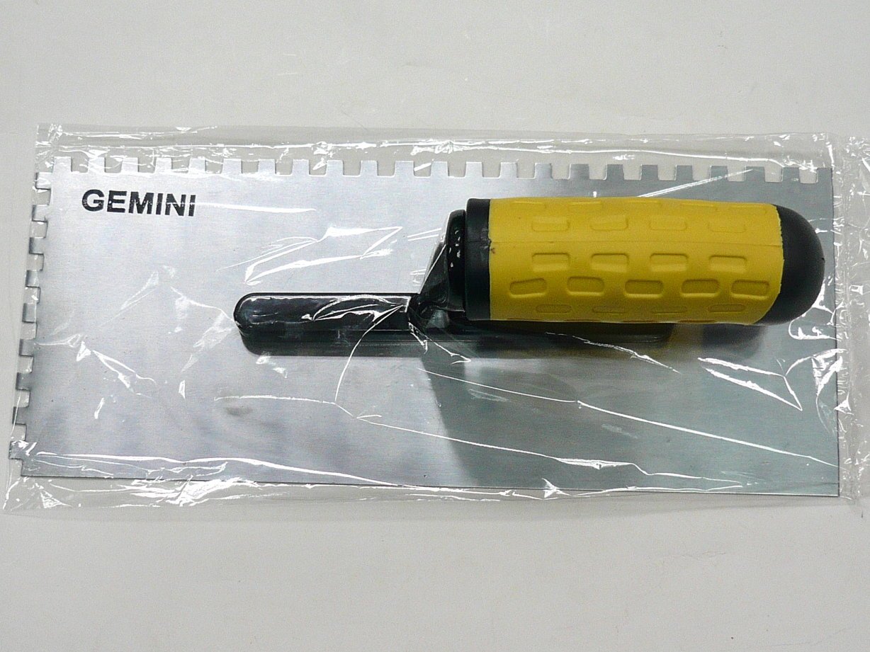 เกรียงสี่เหลี่ยมแสตนเลสมีฟัน